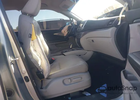 2017 Honda Ridgeline Rtl из США, поврежденный, VIN 5FPYK3F50HB017354